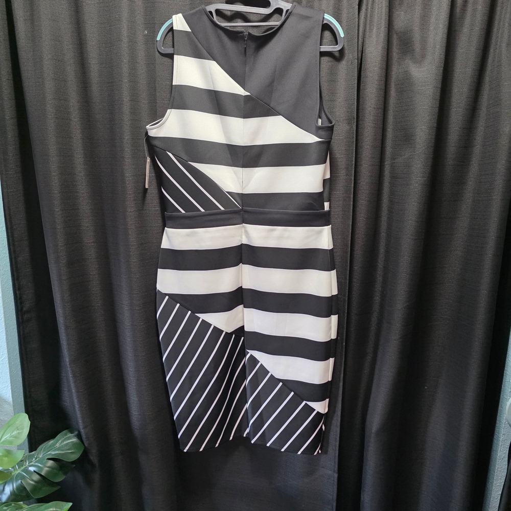 NWT Belle + Sky‎ Womens Black White Striped Sleeveless Sheath Dress Large